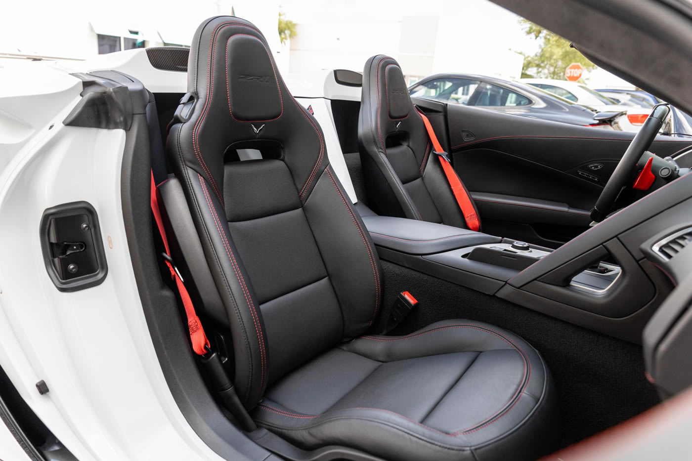 2019 Corvette ZR1 Convertible in Arctic White