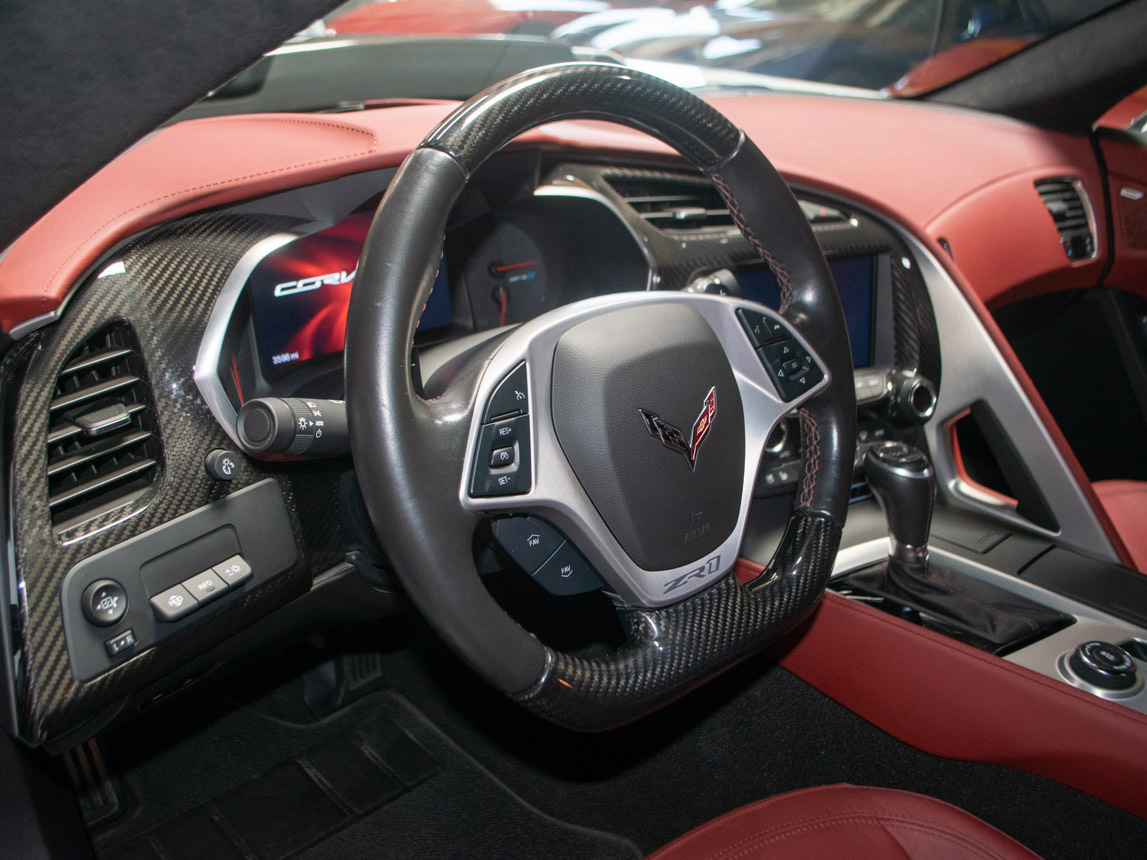 2019 Corvette ZR1 Coupe in Arctic White