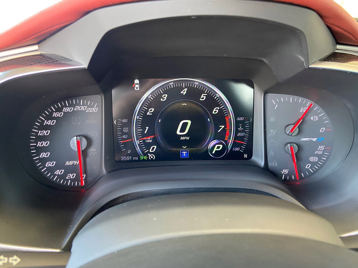 2019 Corvette ZR1 Coupe in Arctic White