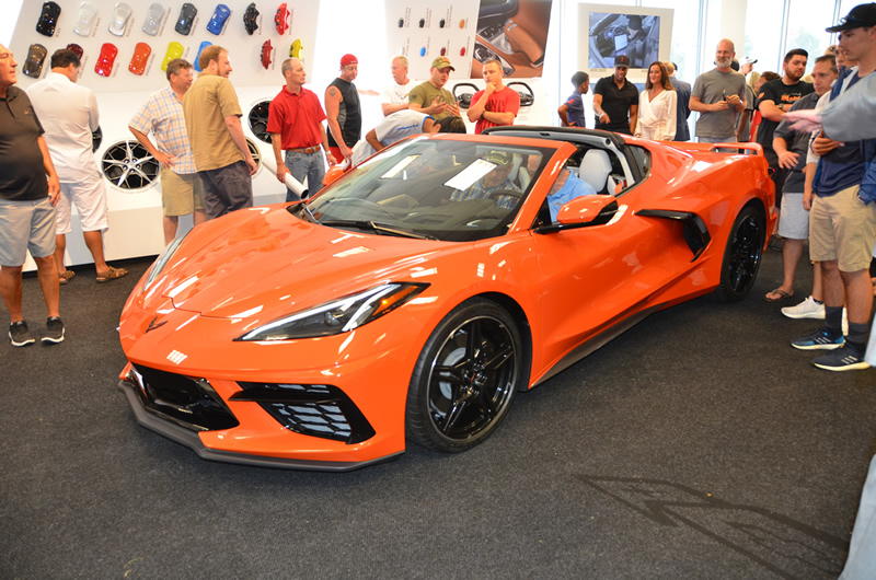 2020-c8-corvette-main.jpg