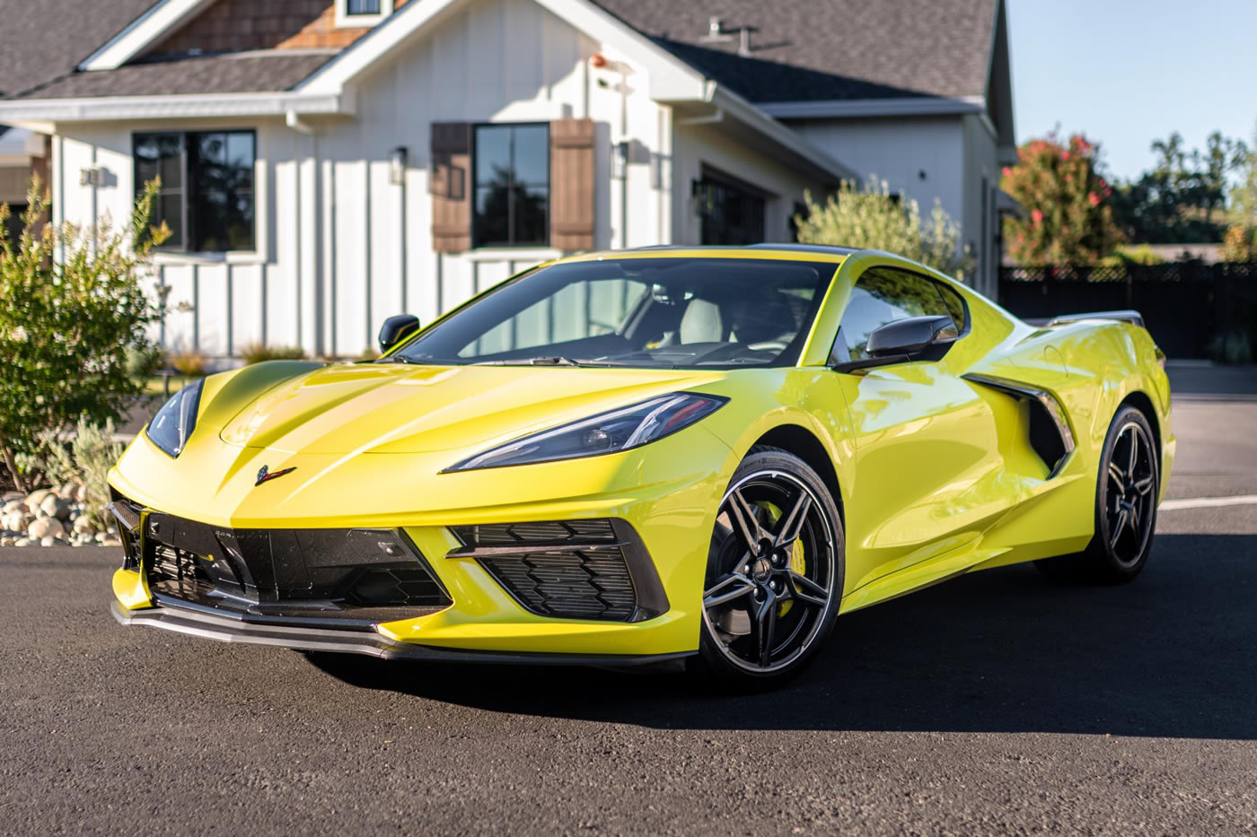 2020 Corvette Stingray Coupe in Accelerate Yellow