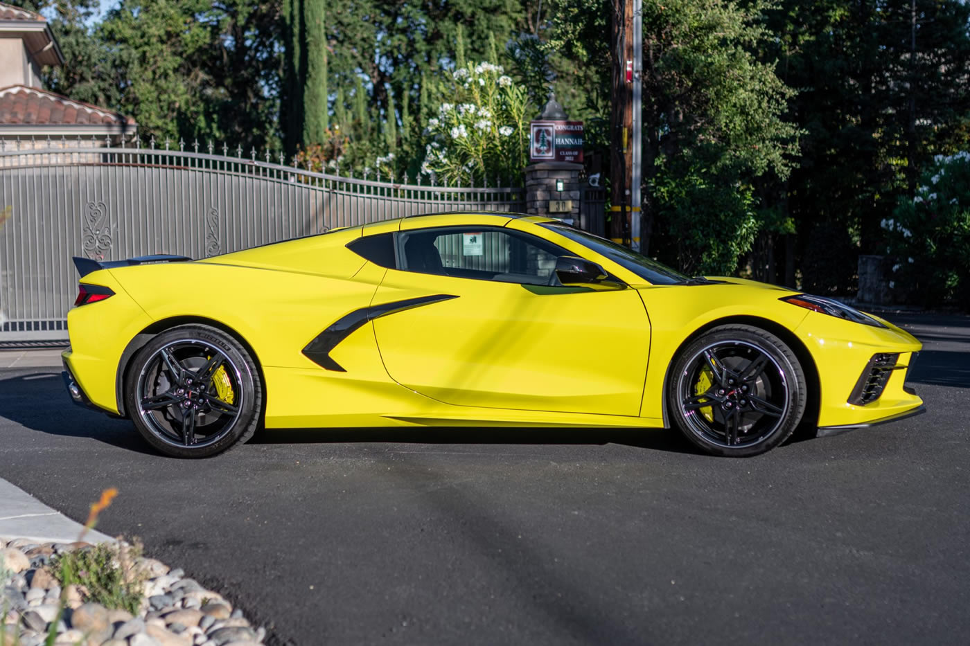 2020 Corvette Stingray Coupe in Accelerate Yellow