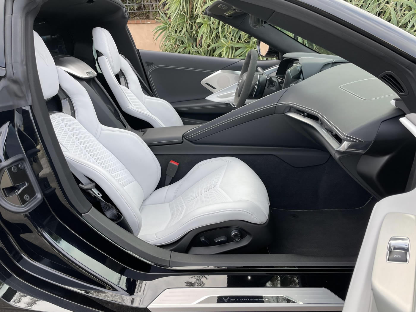 2021 Corvette Stingray Coupe in Black