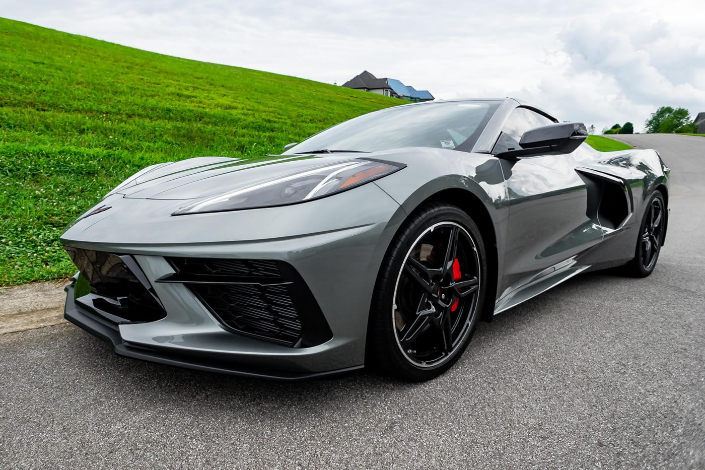 2022 Corvette Stingray Convertible in Hypersonic Gray Metallic