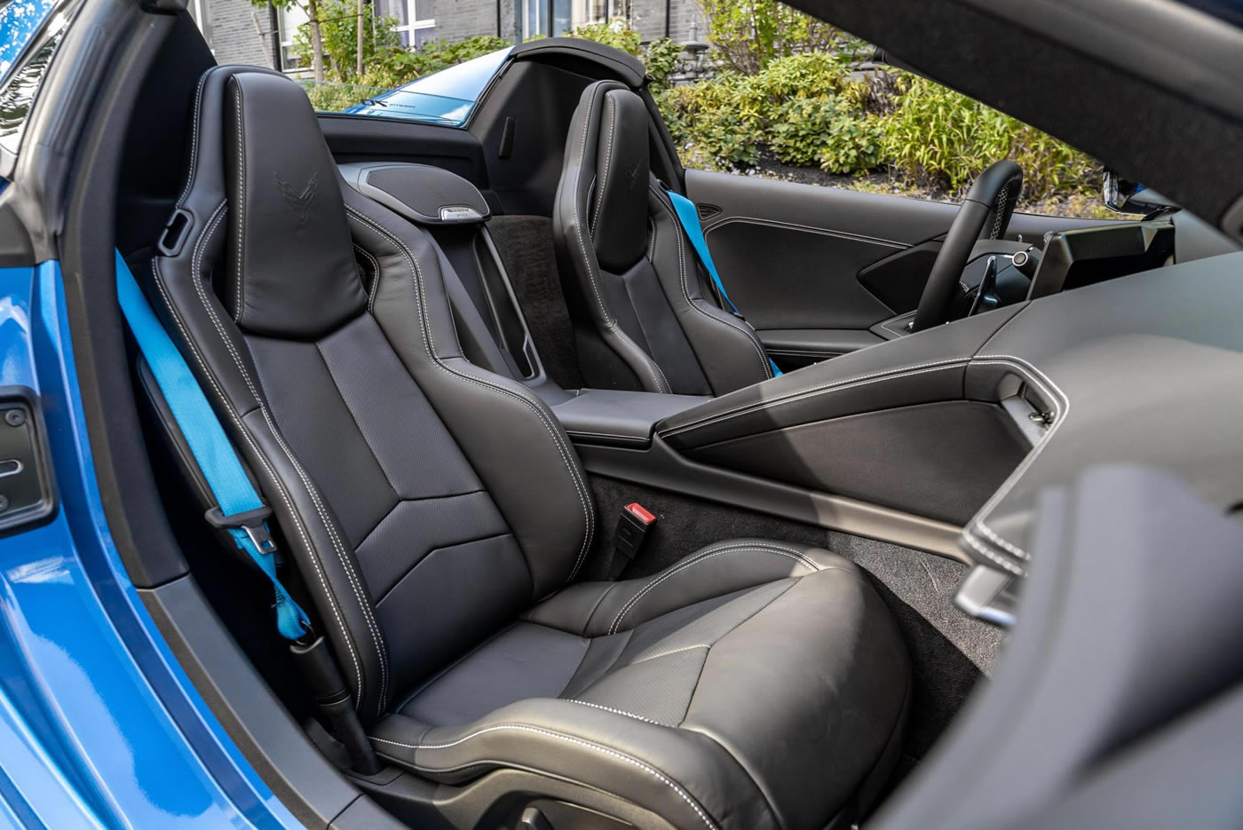 2023 Corvette Stingray Convertible in Elkhart Lake Blue