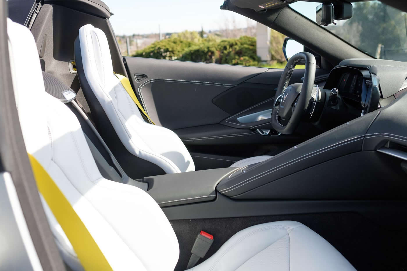 2023 Corvette Stingray Convertible in Silver Flare Metallic