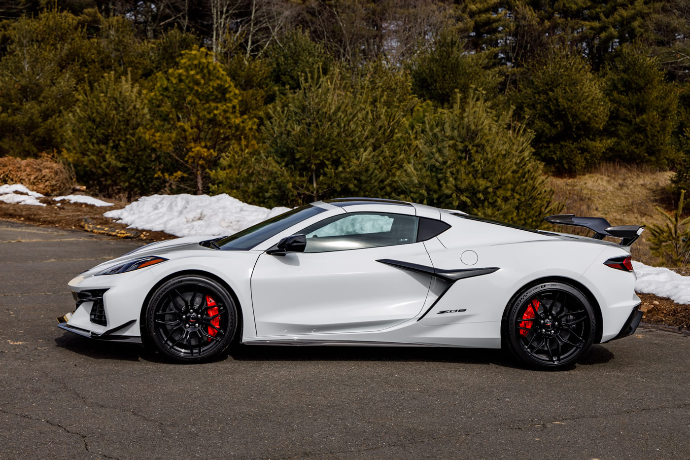 2023 Corvette Z06 3LZ Coupe in Arctic White