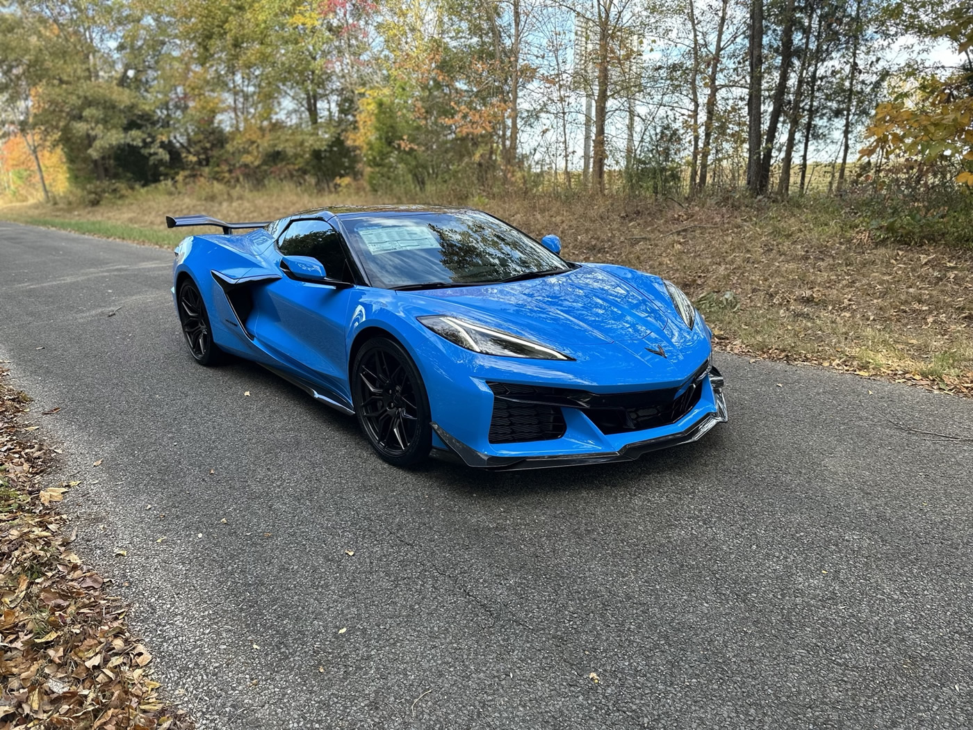 2023 Corvette Z06 Convertible 2LZ Z07 in Rapid Blue