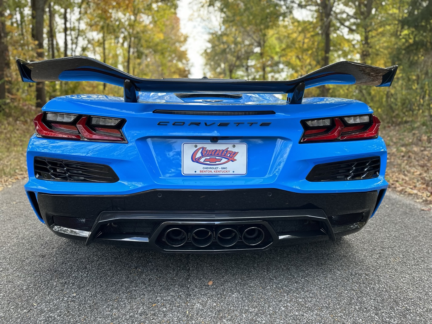 2023 Corvette Z06 Convertible 2LZ Z07 in Rapid Blue