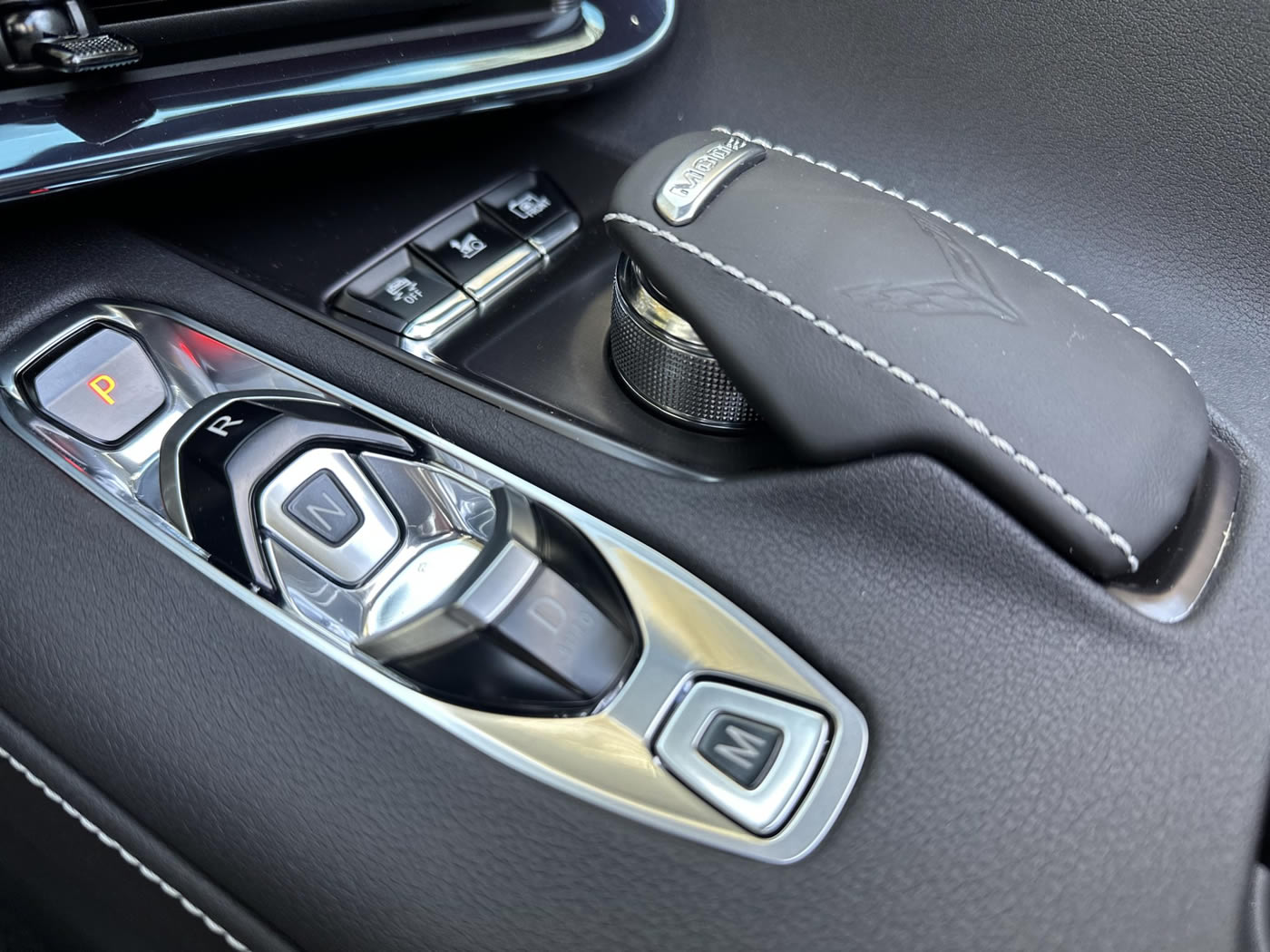 2023 Corvette Z06 Convertible 2LZ Z07 in Rapid Blue