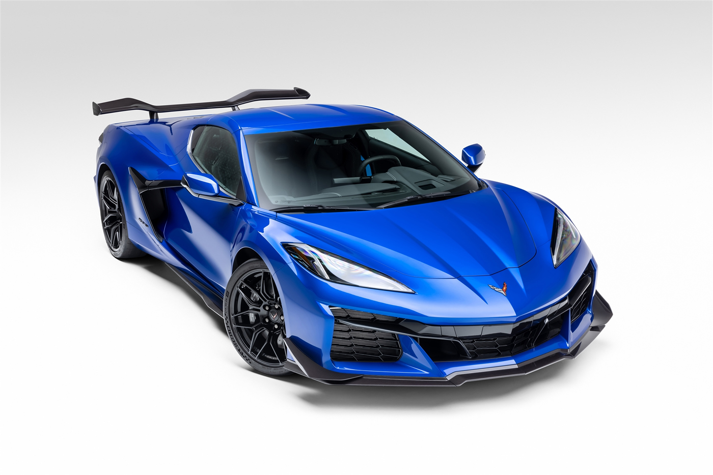 2023 Corvette Z06 Coupe 1LZ Z07 in Elkhart Lake Blue Metallic