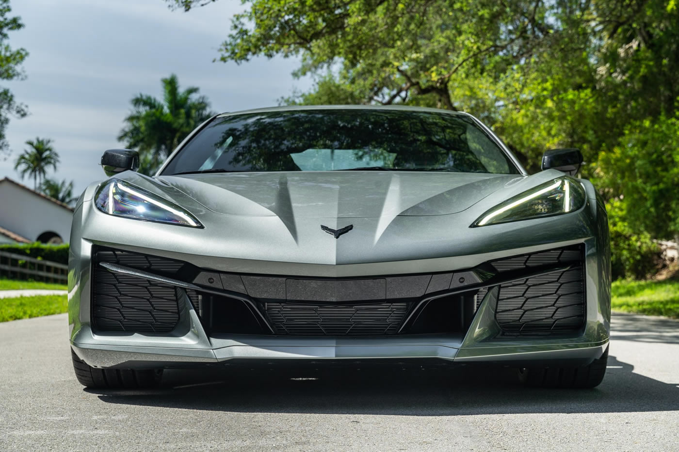 2023 Corvette Z06 Coupe 3LZ in Hypersonic Gray Metallic