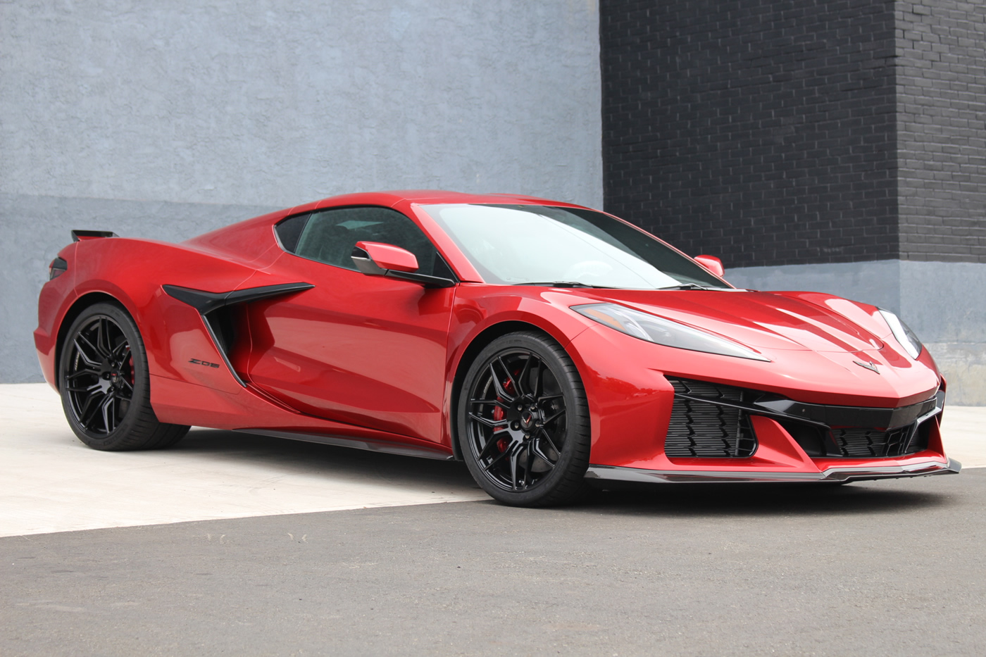 2023 Corvette Z06 Coupe 3LZ in Red Mist Metallic