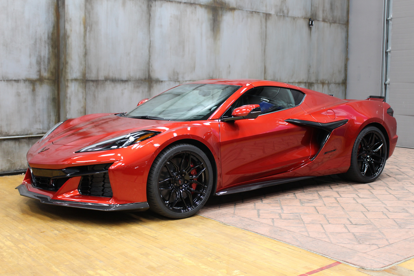 2023 Corvette Z06 Coupe 3LZ in Red Mist Metallic