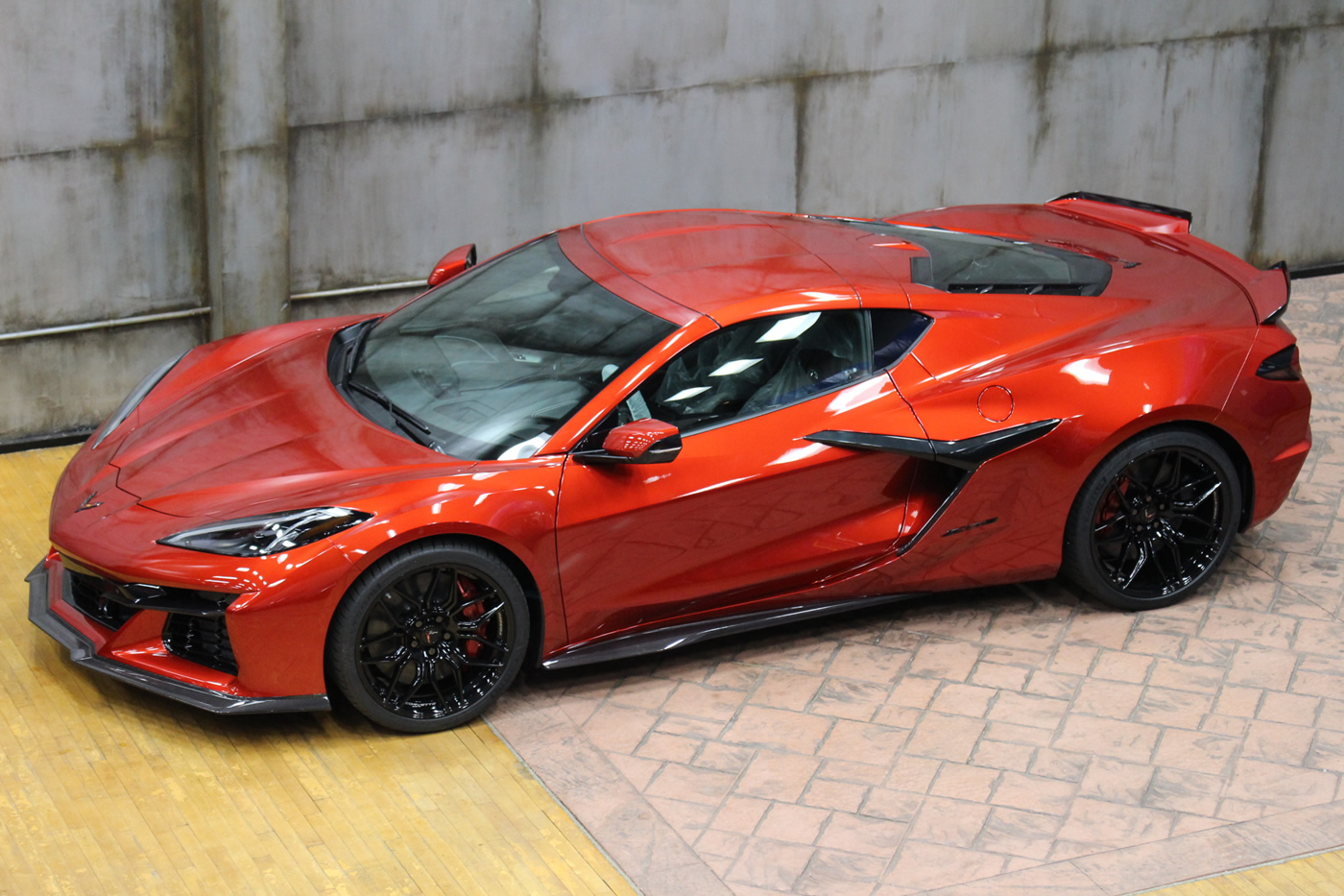 2023 Corvette Z06 Coupe 3LZ in Red Mist Metallic