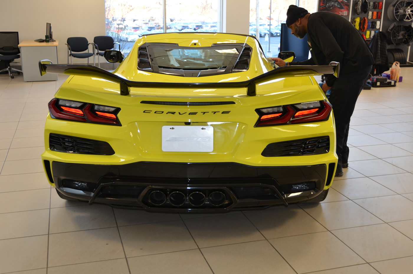 2023 Corvette Z06 Coupe in Accelerate Yellow