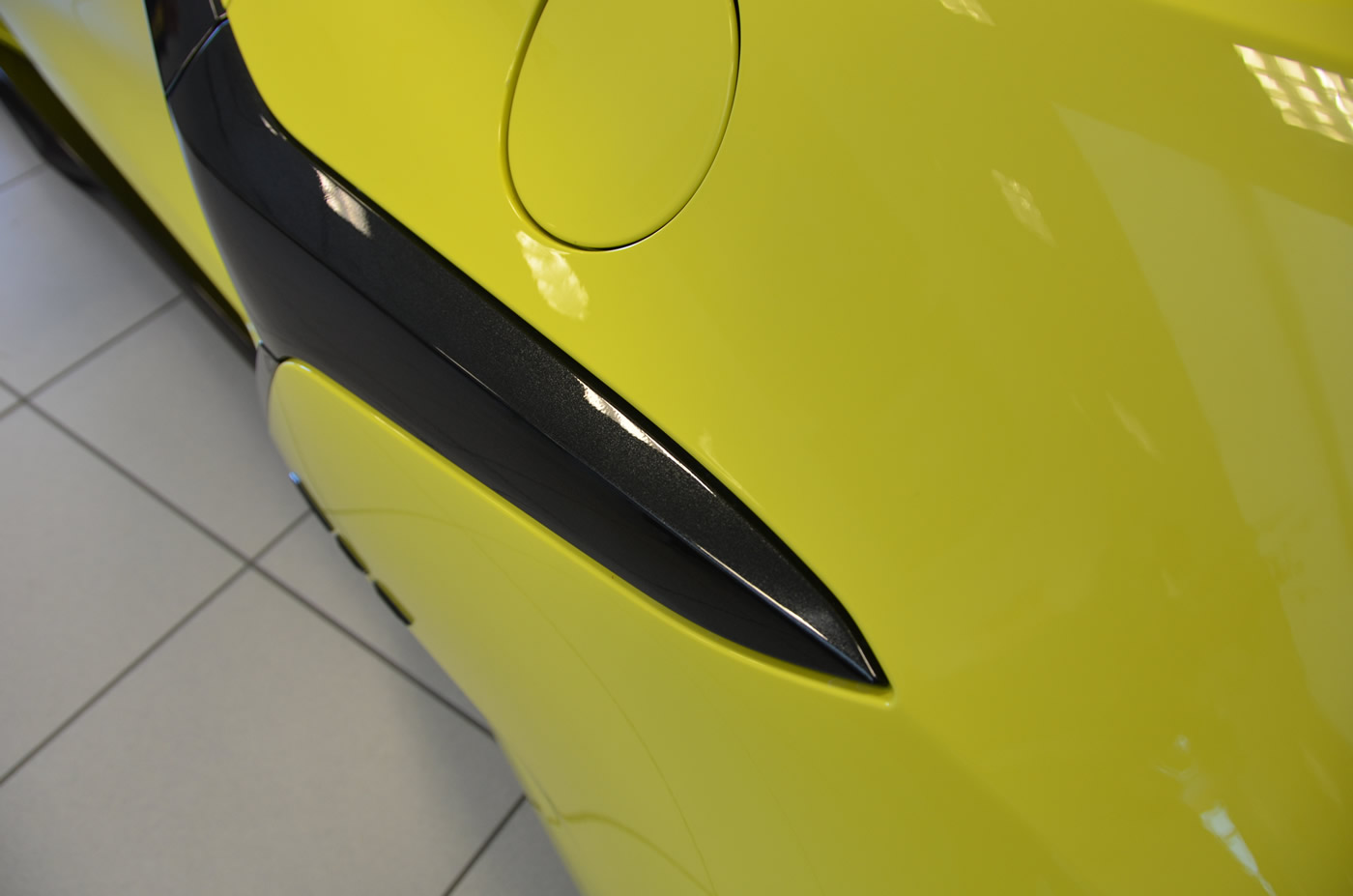 2023 Corvette Z06 Coupe in Accelerate Yellow