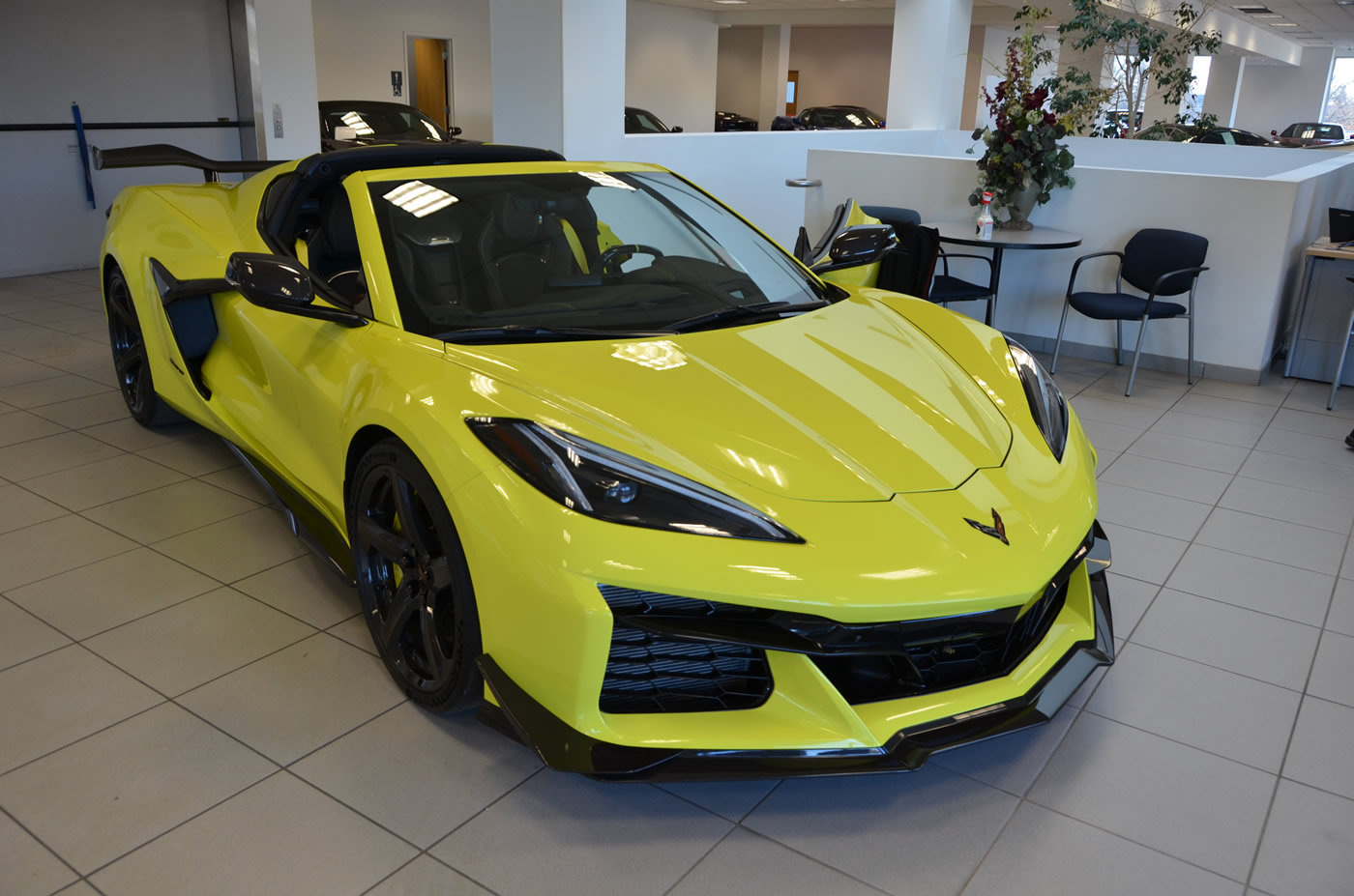 2023 Corvette Z06 Coupe in Accelerate Yellow