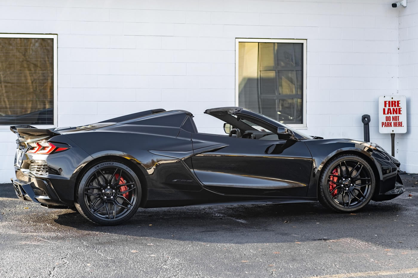2024 Corvette Z06 Convertible 3LZ in Black