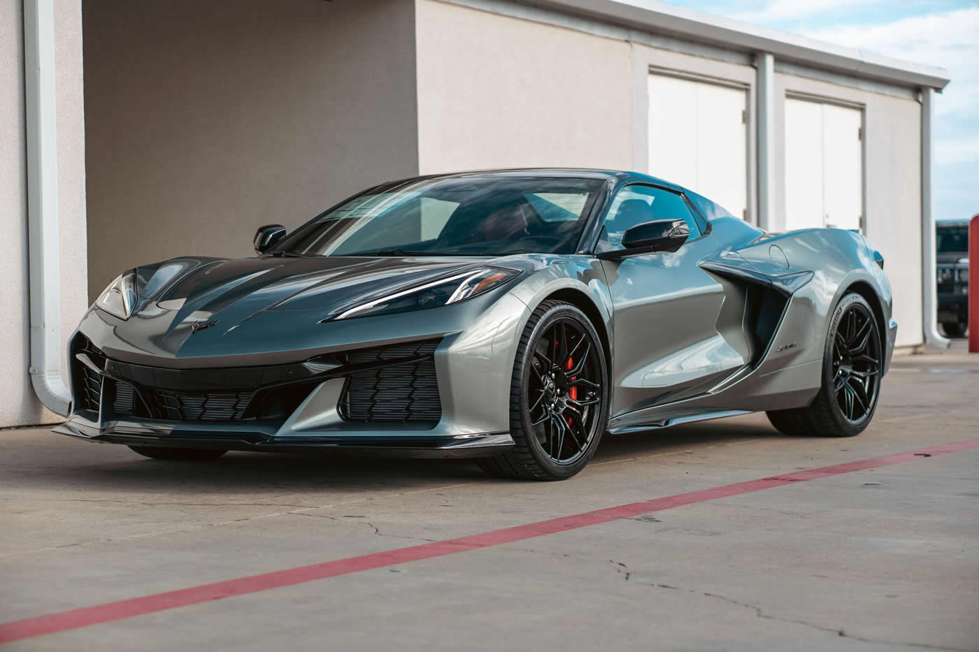 2024 Corvette Z06 Convertible 3LZ in Hypersonic Gray Metallic