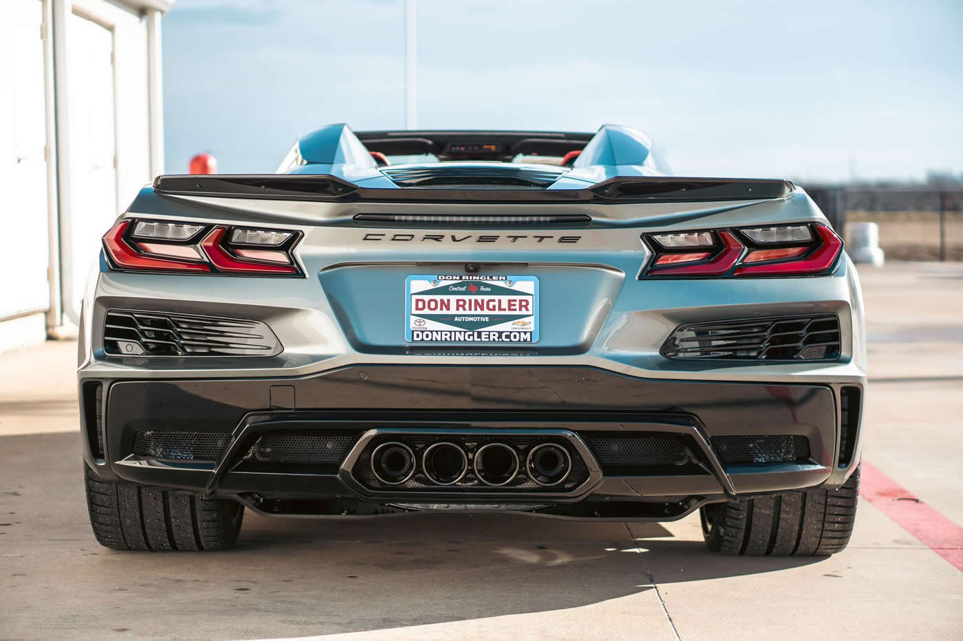 2024 Corvette Z06 Convertible 3LZ in Hypersonic Gray Metallic