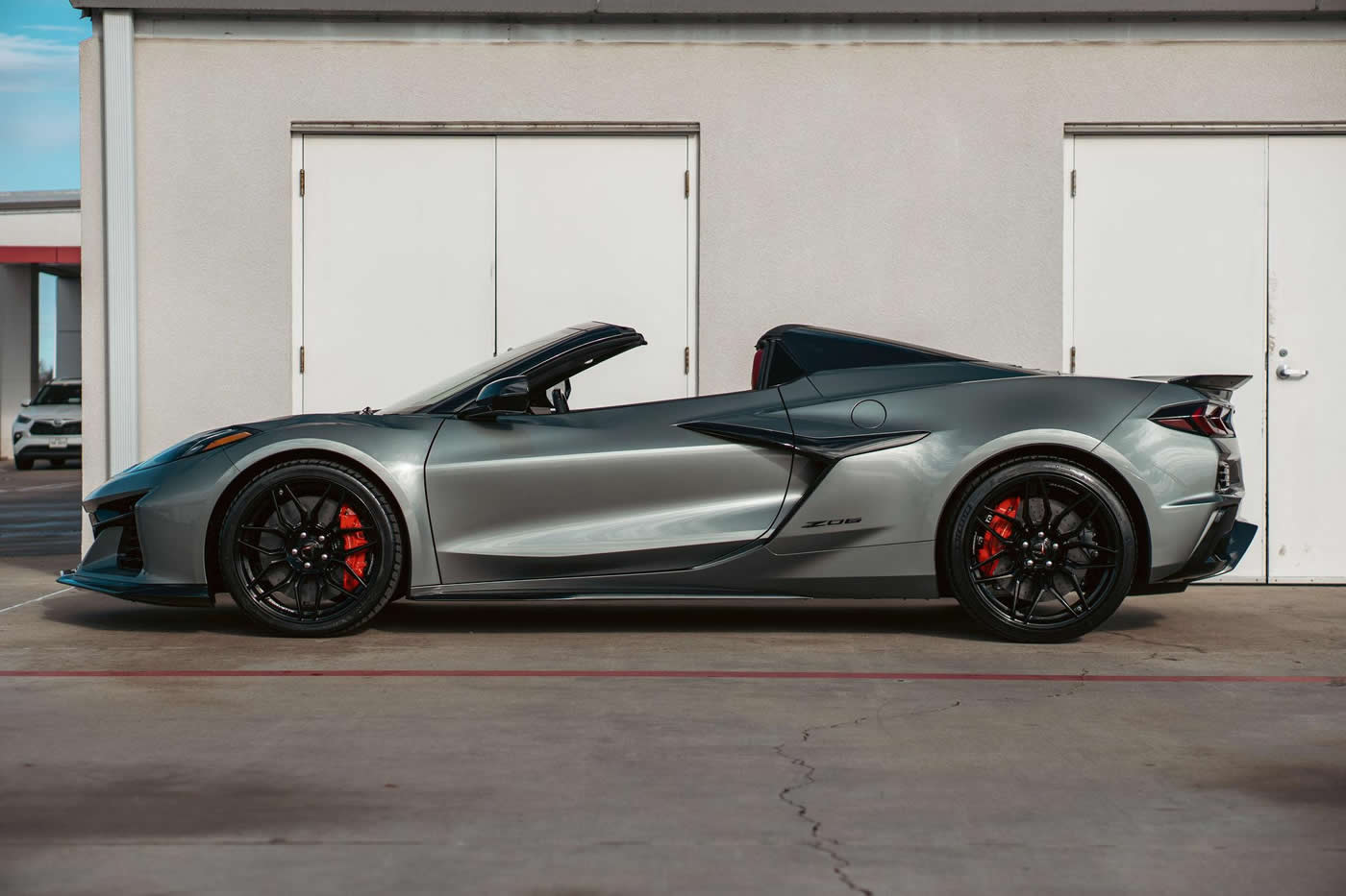 2024 Corvette Z06 Convertible 3LZ in Hypersonic Gray Metallic