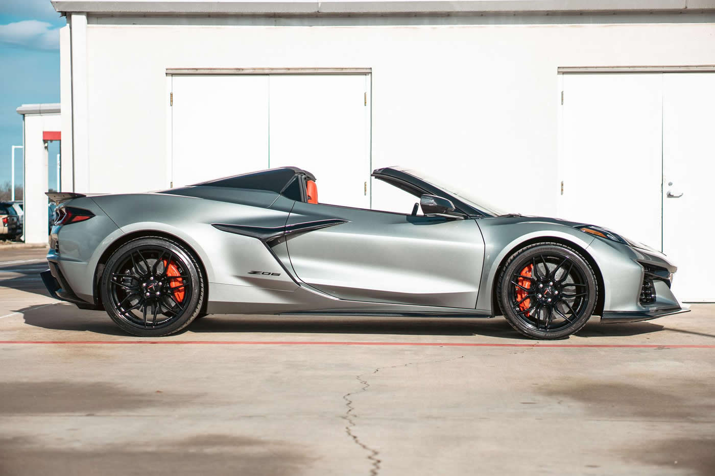 2024 Corvette Z06 Convertible 3LZ in Hypersonic Gray Metallic