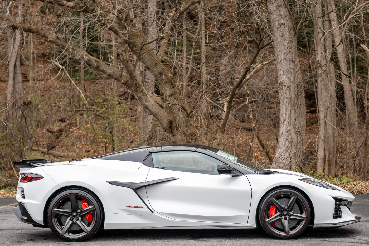 2024 Corvette Z06 Convertible 3LZ is finished in Arctic White