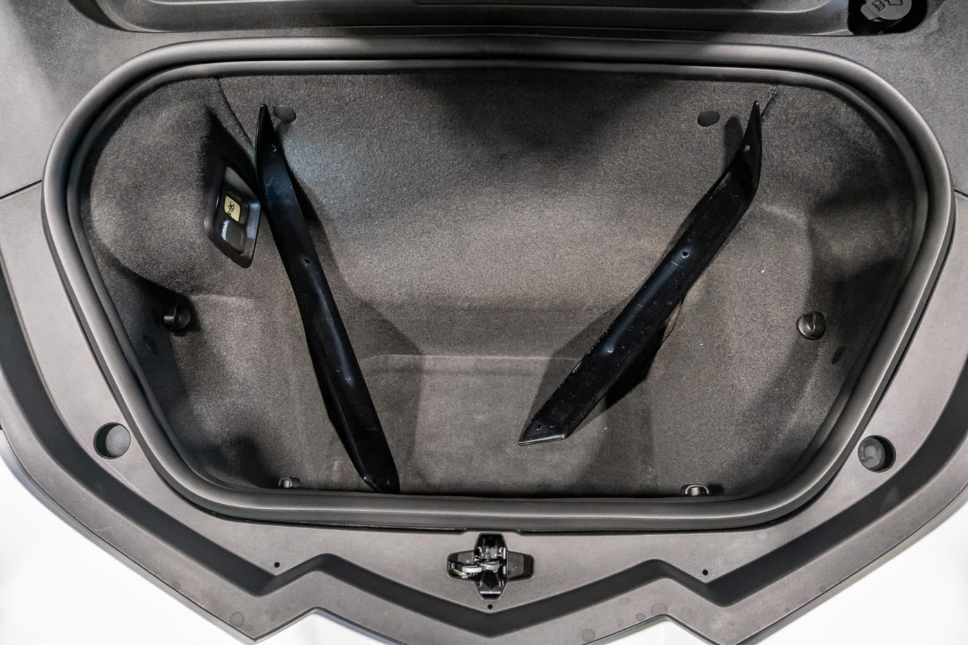 2024 Corvette Z06 Convertible 3LZ is finished in Arctic White