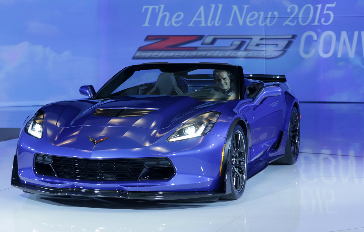 The 2015 Chevrolet Corvette Z06 Convertible is unveiled Tuesday, April 15, 